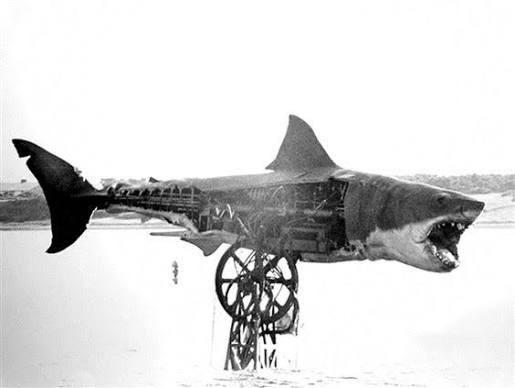 Cool Ass Cinema: JAWS 2, My Favorite Sequel to the Scariest Movie Ever Made