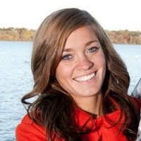 Allison Moyer's Instagram, Twitter & Facebook