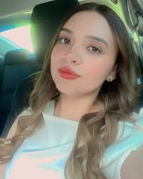 Elissa M. Reyes (@_elissamr) • Instagram photos and videos