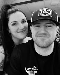 Someone come be my neighbor with the same house as me 🥹