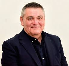 Donal Mulligan's Instagram, Twitter & Facebook