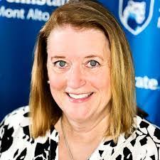 Tina Weidner's Instagram, Twitter & Facebook