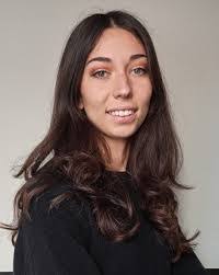 Deborah Manzi's Instagram, Twitter & Facebook