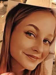 Megan Ruff's Instagram, Twitter & Facebook