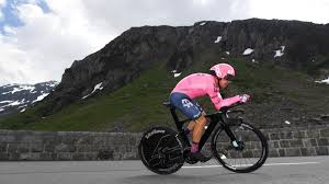 El ciclista carchense richard carapaz ratificó, este domingo 13 de junio, su buen momento al ganar el tour de suiza. Tour De Suisse 2021 News Rigoberto Uran Takes Stage 7 Time Trial To Eat Into Richard Carapaz Lead Eurosport