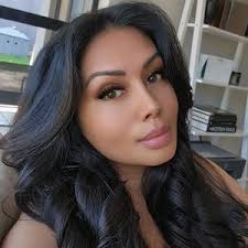 Marissa Christopher (@marissachristopher)