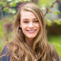 Jillian Conway's Instagram, Twitter & Facebook