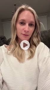 Danielle Hillery's Instagram, Twitter & Facebook