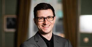 Daniel Fish's Instagram, Twitter & Facebook