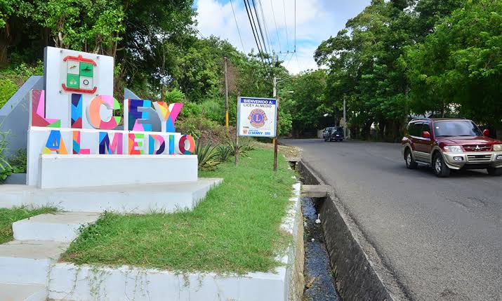 Licey al Medio: 36 años en espera de cloaca, carretera y centro - Periódico elCaribe