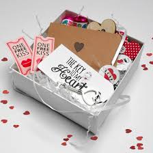 We offer very unique designs and sizes of candy boxes, candy and gift bags, as well as gift wrap for your gifts, chocolates, or store packaging. Personalised Valentine Gift Box Hamper Handcrafted Romantic Hamper