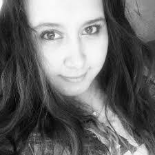 Lea Ware's Instagram, Twitter & Facebook