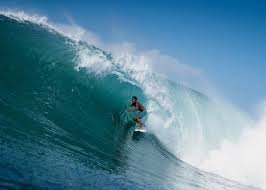 Rio kalah dari peselancar tuan rumah di #tokyo2020. Meet Indonesian Olympian Surfer Rio Waida Honeycombers Bali