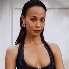 Zoe Saldana Fan Page добави нова...