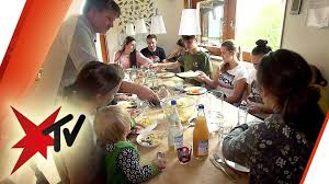 Stern Tv Zehn Kinder Unter Einem Dach Das Leben Als Grossfamilie Stern Tv Facebook