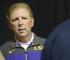 Behind-the-scenes look at LSU offensive coordinator Cam Cameron's cancer  battle during 2015 fall camp