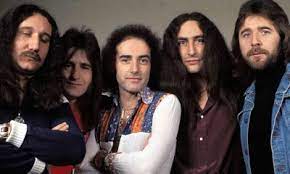 Lawton began his musical career in north shields, uk, in the early '60s with the deans. Arjpo24hyvbl M