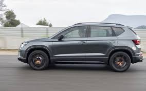 It is supported by a 100 kw (136 ps) electric motor and total system power of 500 kw (680 ps) at a maximum system torque of. Comparison Seat Ateca Cupra 2018 Vs Porsche Cayenne S E Hybrid Platinum 2019 Suv Drive