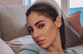 Giulia de lellis is part of a millennial generation (also known as generation y). Giulia De Lellis Special Midnight With A Breathtaking Dress Photo Code List