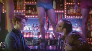 Bonding est une série tv de rightor doyle avec zoe levin (tiff), brendan scannell (peter). Bonding Netflix Offizielle Webseite