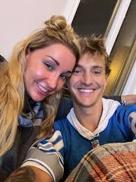 Jessica Blevins (@jessicablevins) • Instagram photos and videos