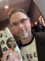 Michelle Stough's Instagram, Twitter & Facebook