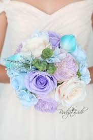 Malibu Davids Bridal Wedding Flowers In Cascading Teardrop Bouquet With Malibu Turquoise Wedding Flower Guide Blue Wedding Flowers Blue Wedding Centerpieces