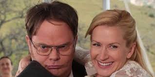 The Office: 5 Times Dwight Was The Bad Guy (& 5 He Was The Good Guy)