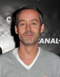 2018 neuilly sa mère, sa mère! Yann Barthes Va Faire Ses Premiers Pas Au Cinema Elle