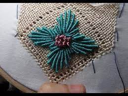 الدرس21من تعليم الطرز الرباطي باليد طريقة عمل وريقة بليبريد أو الدويدات بإتقان youtube hand embroidery hand embroidery flowers embroidery scarf