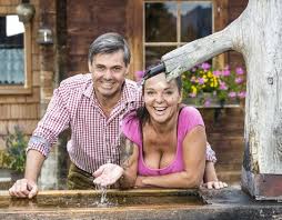 Ach, und martina entscheidet sich am ende tatsächlich: Bauer Sucht Frau Frecher Damenbesuch Im Pongau Salzburg24