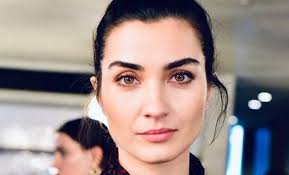 Tuba Buyukustun Un Makyajsiz Hali Sosyal Medyayi Yikti Gecti Gazetemag