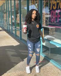 Download the perfect bedroom pictures. Pin By Zoeymetcalf On Outfits