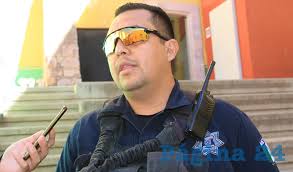 Gustavo Serrano Insiste en que Policías Porten sus Armas en Días de  Descanso