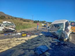 Head-on collision on the R34 Nkamane - Arrive Alive