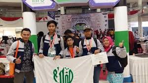 Posted in sltatagged alamat slta di surabaya, sma swasta di surabaya. Smp Al Falah Deltasari Unggulkan Pendidikan Agama