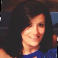 Lori Horn's Instagram, Twitter & Facebook