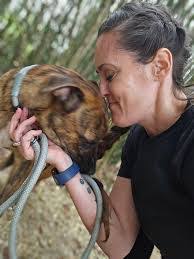 Lisa Luker's Instagram, Twitter & Facebook