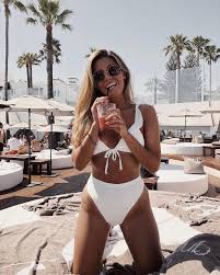 Bianca ingrosso is a swedish singer and social media influencer. Bianca Ingrosso On Instagram Ready For A New Week I Love Monday S Just Because I Feel Like It S Time For A Bikiniflickor Sommaroutfits Bikini Badklader