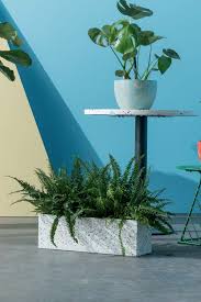 16 Jardinieres Design Pour Mettre En Valeur Ses Plantes Jardiniere Design Embellir Terrasse Decoration Jardin