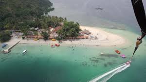 Pasti semua sudah pada tahu. Pantai Mutun Di Lampung Tukangpantai