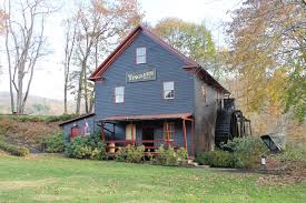 Adventure Us: Paint Bank – Roanoke Valley Family