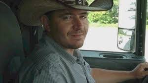 Brandon Rasberry's Instagram, Twitter & Facebook