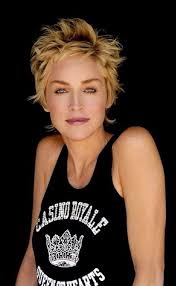 Meg ryan icona di stile nella commedia americana. 5 Tagli Corti Estivi Per Le Donne Over 50