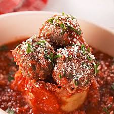 You Can Have Olive Garden S Meatball Lasagna Rollata In The Comfort Of Your Own Kitchen Recipe In 2020 Italian Recipes Easy Meatball Lasagna Italian Recipes