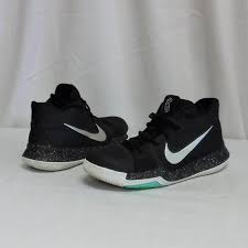 It looks like you may be having problems playing this video. Parity Kyrie Irving Shoes Youth Size 6 Up To 78 Off