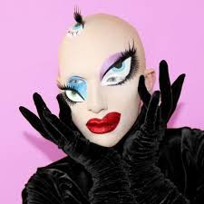 Makeup inspo makeup inspiration makeup ideas cute clown makeup. Sasha Velour On Twitter A Rare Smiling Picture Because Honestly I Ve Been Feeling More Confident And Fluidly Affirmed About My No Makeup Self Since I Started Getting Laser Hair Removal On My Face Https T Co Aninbfuwcn