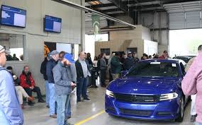 Online second hand car buying procedure is similar to a classical auction: Greenville Auto Auction Premier Wholesale Car Auctions In Nc