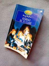 Novel pendek sindrom anastasia mengisahkan pengarang sejarah terkenal judith chase yang tinggal di london. Kembali Ke St Clare By Enid Blyton Belajar Bersama Si Kembar O Sullivan Diary Of Brunette