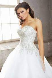 Merjungfrauen brautkleider gelten als besonders extravagant und verführerisch. Brautkleid Braut Bride Wedding Wedding Ideas Hochzeit Hochzeitskleid Braut Direct Bridal Wear Glitzer Hochzeitskleid Brautkleid Prinzessin Brautkleid